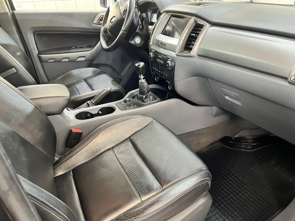 Bőr tisztítás és ápolás